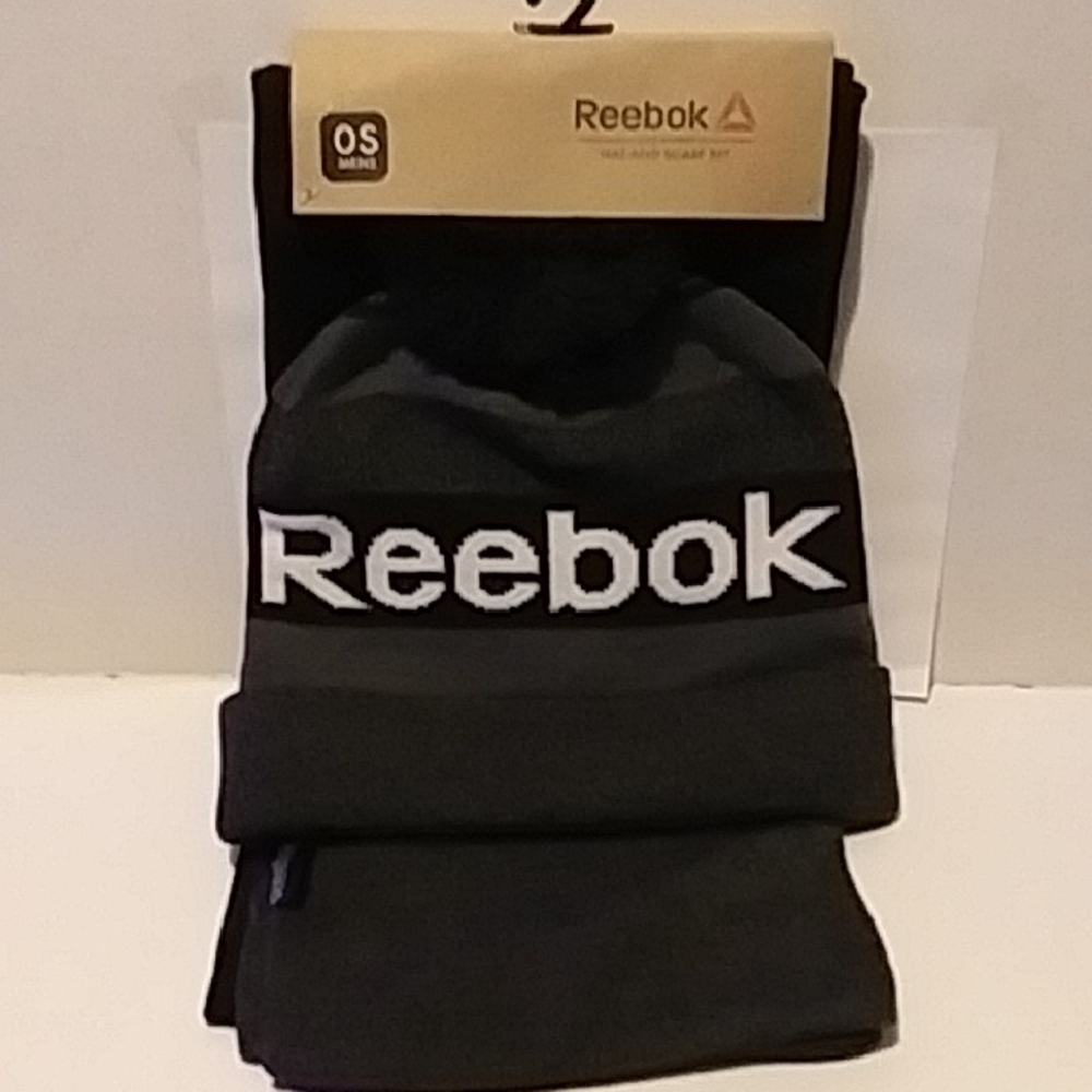 Reebok Gray and Black Beanie and Scarf One Size Set